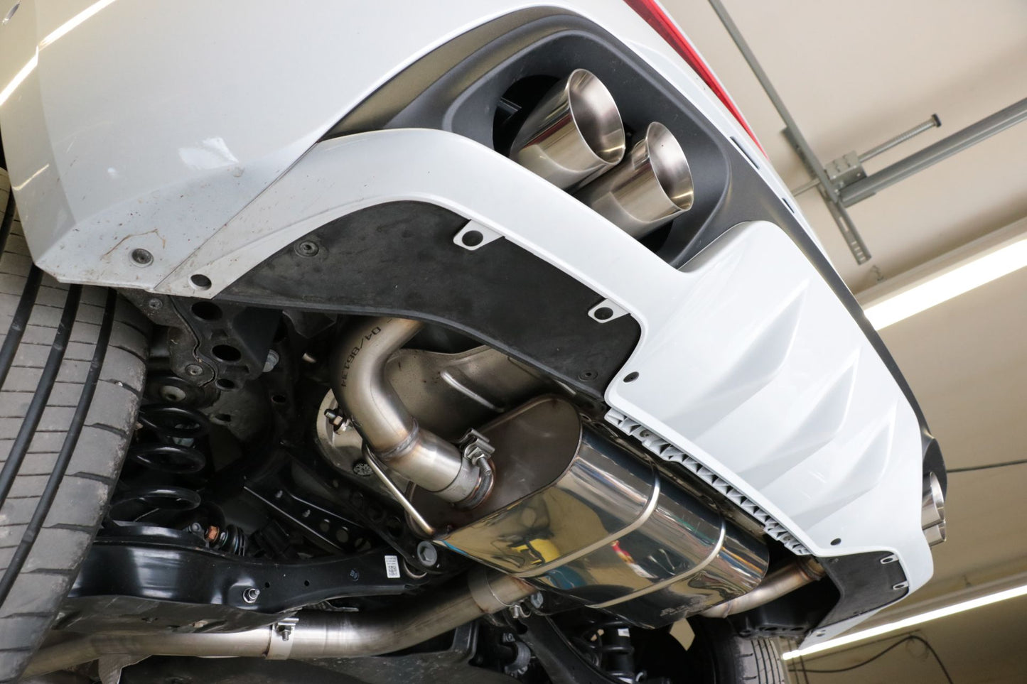 Cupra Leon 4x2 - KL Endschalldämpfer Ausgang rechts/links - 2x80 Typ 25 rechts/links